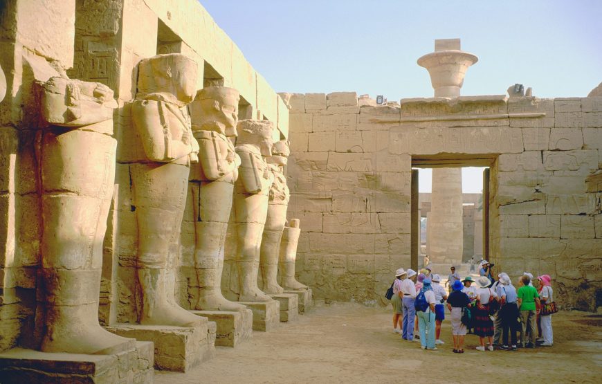 Day Trip to Luxor from Hurghada with Hotel Pickup and Lunch
