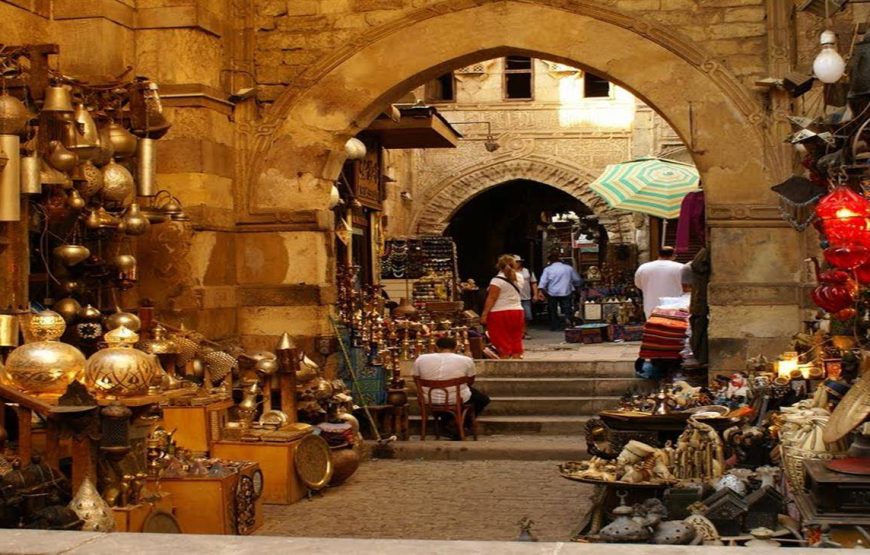 Cairo Private Day Tour to Egyptian Museum Citadel and Khan Khalili Bazaar